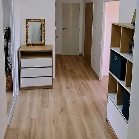 Apartamento Lovely Furnished 1 Bedroom Flat With Balcony In Ostrava